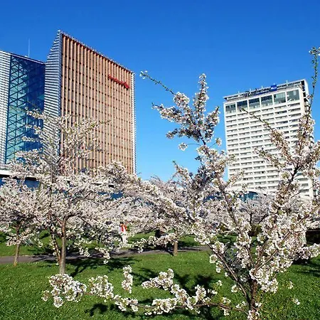 & Vilnius