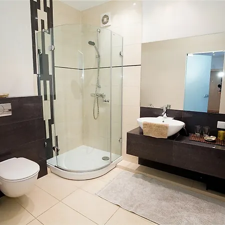 & Apartment