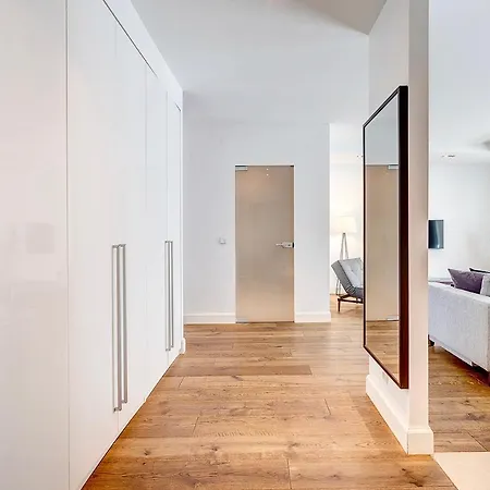 Apartment & *