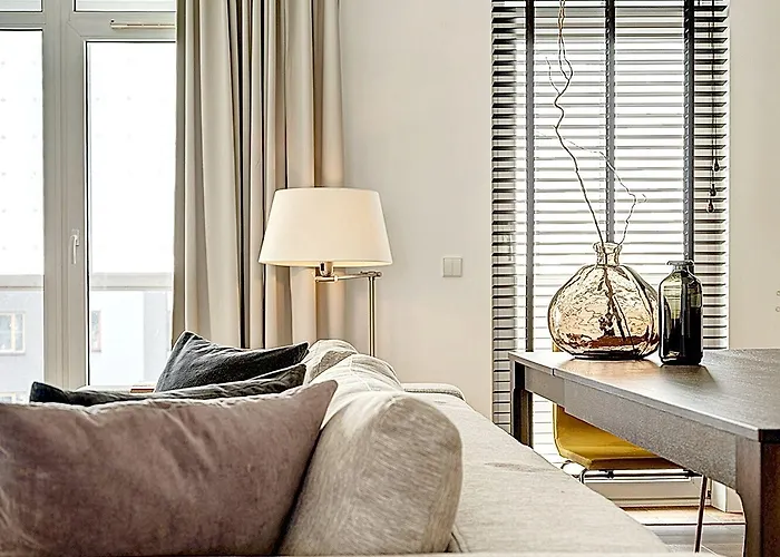 & * ヴィリニュス